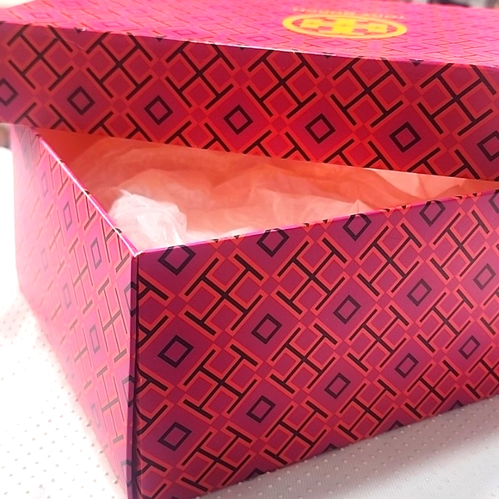 Tory Burch Pink and Orange Shoe BOX - Picture 2 of 6